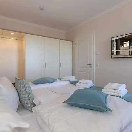Apartment Aparthotel-waterkant-suites-suite-2-36 *